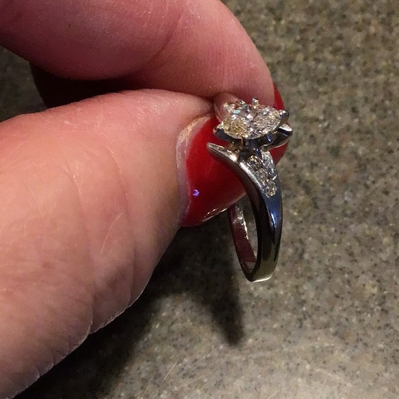 Marquee Diamond Engagement Ring - Picture 6 of 8